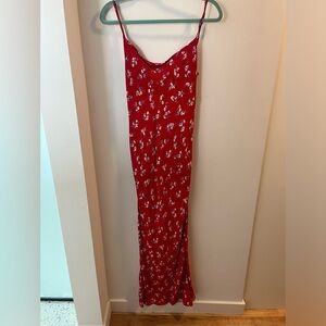 FLYNN SKYE red maxi dress size medium perfect for summer weddings!